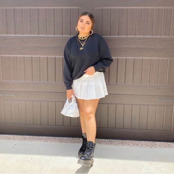 Athleta Volley Tennis 🎾 Skort - Picture 13 of 16